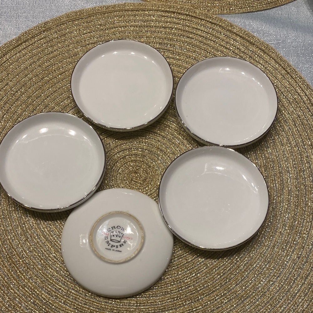 Crown Empire Fine China White and silver Rimmed Dish Set of 5 small plates - Picture 1 of 5
